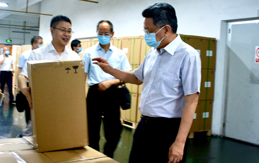 廈門(mén)市委常委、海滄區委書(shū)記林文生一行蒞臨廈門(mén)凱納走訪(fǎng)調
